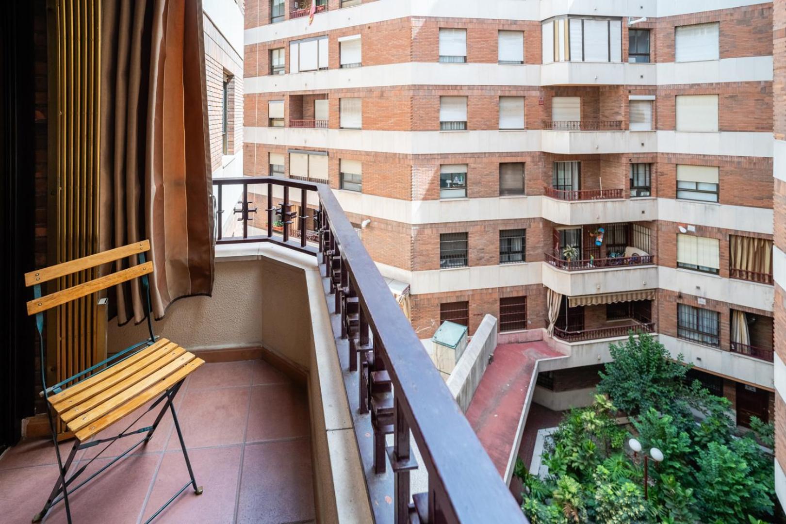Apartment Gran En El Centro Con Parking Gratis
